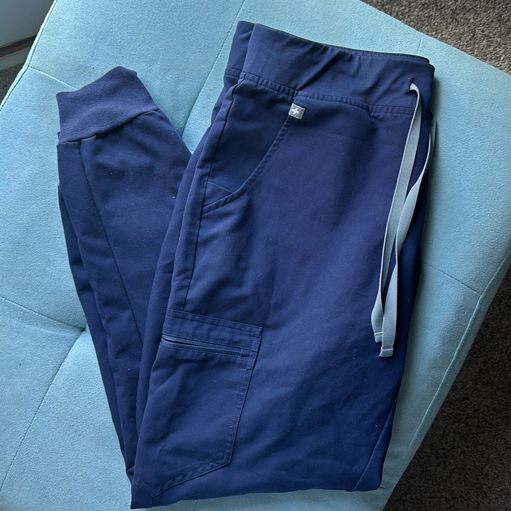 FIGS navy blue high waisted scrub joggers